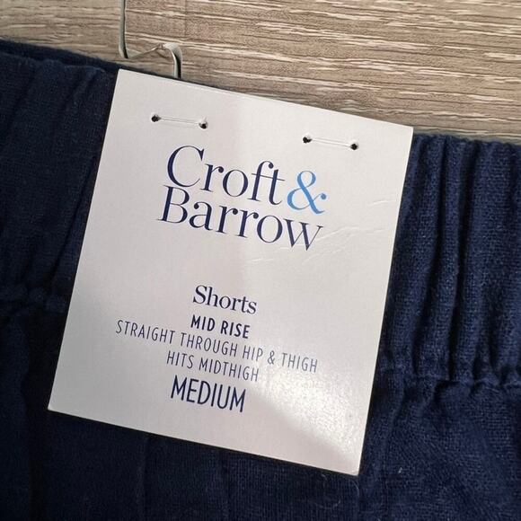 NWT Croft & Barrow Women's Medium Mid-Rise Bermuda Shorts Navy Blue Casual - Picture 4 of 5